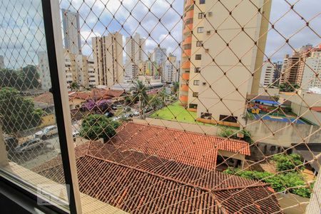 Sala - Vista de apartamento para alugar com 3 quartos, 103m² em St. Nova Suiça, Goiânia