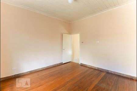 Quarto 1 de casa para alugar com 2 quartos, 100m² em Vila Esperança, São Paulo