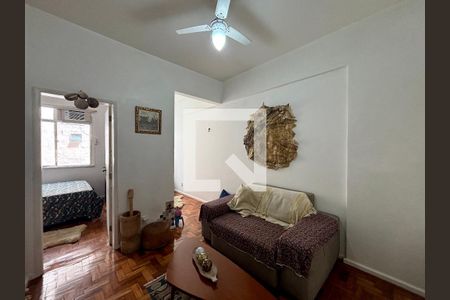 Sala de apartamento para alugar com 2 quartos, 55m² em Copacabana, Rio de Janeiro