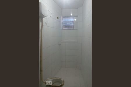 Banheiro de casa para alugar com 3 quartos, 135m² em Vila Vanda, São Paulo