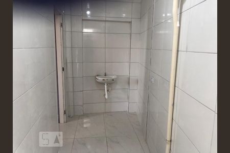 Banheiro de casa para alugar com 3 quartos, 135m² em Vila Vanda, São Paulo