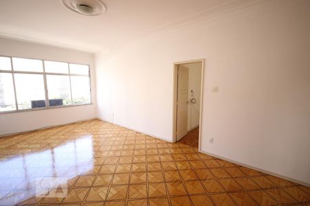 Sala de apartamento para alugar com 3 quartos, 100m² em Icaraí, Niterói