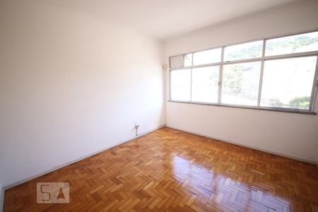 Quarto 1 de apartamento para alugar com 3 quartos, 100m² em Icaraí, Niterói