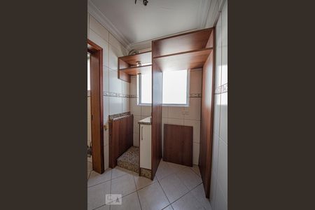 Cozinha de apartamento para alugar com 3 quartos, 80m² em Centro, São Leopoldo