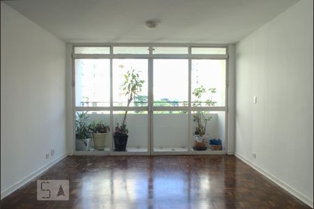 Sala de apartamento à venda com 3 quartos, 100m² em Vila Uberabinha, São Paulo