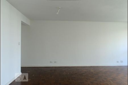 Sala de apartamento à venda com 3 quartos, 100m² em Vila Uberabinha, São Paulo