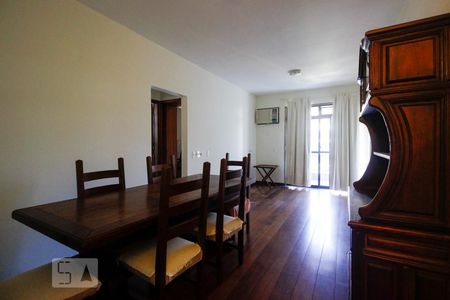 Sala de apartamento para alugar com 2 quartos, 90m² em Recreio dos Bandeirantes, Rio de Janeiro