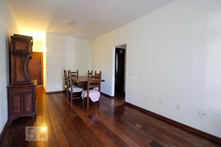 Sala de apartamento para alugar com 2 quartos, 90m² em Recreio dos Bandeirantes, Rio de Janeiro