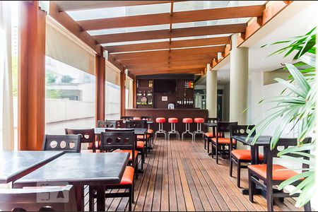 Studio à venda com 50m², 1 quarto e 1 vaga Studio à venda com 50m², 1 quarto e 1 vagaBar