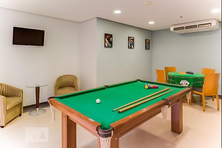 Studio à venda com 50m², 1 quarto e 1 vaga Studio à venda com 50m², 1 quarto e 1 vagaSalão de jogos