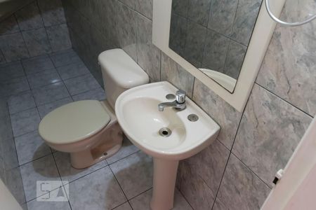 1o. Andar - Lavabo de casa para alugar com 3 quartos, 90m² em Cambuci, São Paulo