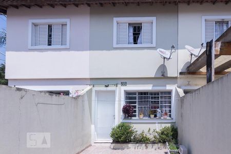 Fachada de casa à venda com 2 quartos, 78m² em Jardim Humaitá, São Paulo