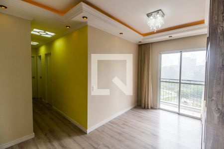 Sala de apartamento para alugar com 2 quartos, 58m² em Jardim Tupanci, Barueri