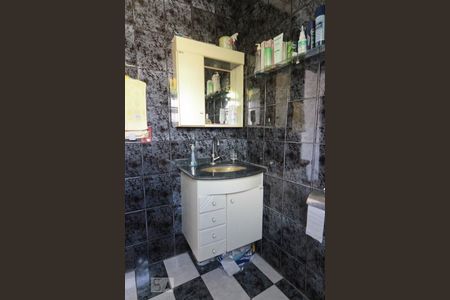 Banheiro da Suíte de casa à venda com 3 quartos, 180m² em Vila Pereira Barreto, São Paulo