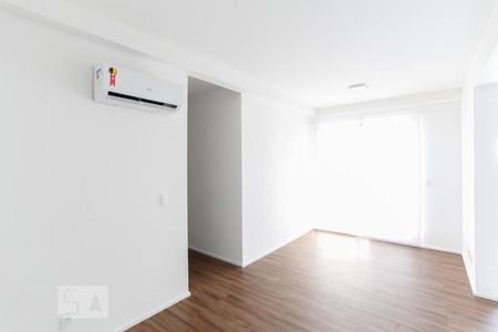 Sala de apartamento para alugar com 3 quartos, 65m² em Vila Santa Catarina, São Paulo