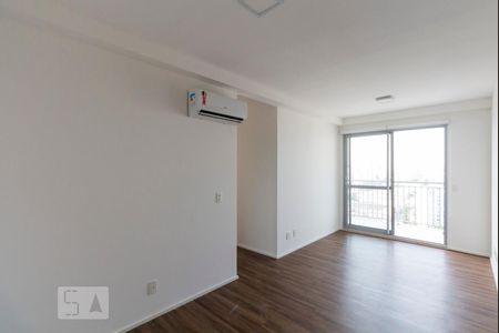 Sala de apartamento para alugar com 3 quartos, 65m² em Vila Santa Catarina, São Paulo