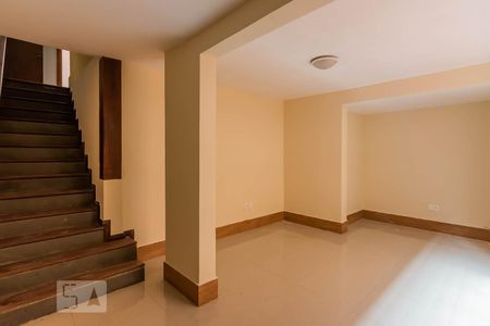 Sala 1 Entrada de casa para alugar com 4 quartos, 255m² em Santo Antônio, Belo Horizonte