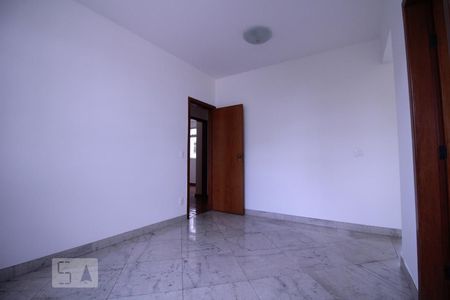 Apartamento para alugar com 3 quartos, 125m² em Cruzeiro, Belo Horizonte