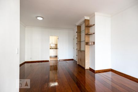 Sala de apartamento para alugar com 3 quartos, 103m² em Vila Nova Conceição, São Paulo