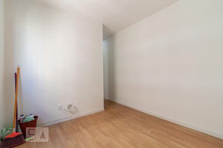 Suíte de apartamento para alugar com 3 quartos, 78m² em Alphaville Industrial, Barueri