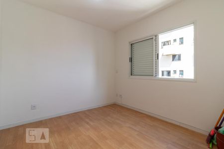 Suíte de apartamento para alugar com 3 quartos, 78m² em Alphaville Industrial, Barueri