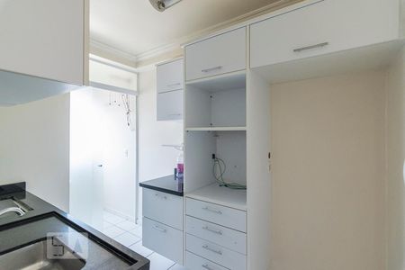 Cozinha de apartamento à venda com 2 quartos, 50m² em Parque Erasmo Assunção, Santo André