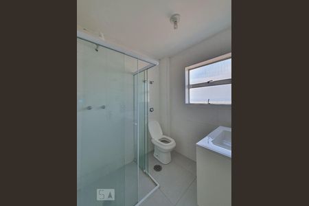 Banheiro  de apartamento à venda com 3 quartos, 105m² em Aclimação, São Paulo