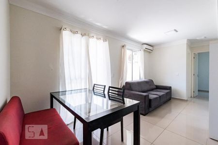 Sala de apartamento para alugar com 2 quartos, 58m² em Loteamento Center Santa Genebra, Campinas