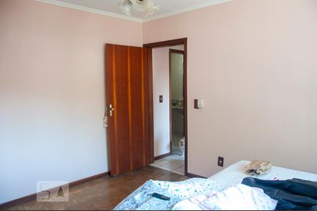 Quarto 1 de apartamento à venda com 2 quartos, 81m² em Medianeira, Porto Alegre