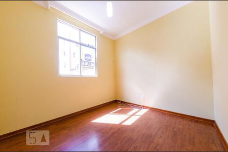 Quarto 2 de apartamento para alugar com 2 quartos, 55m² em Nova Suíça, Belo Horizonte