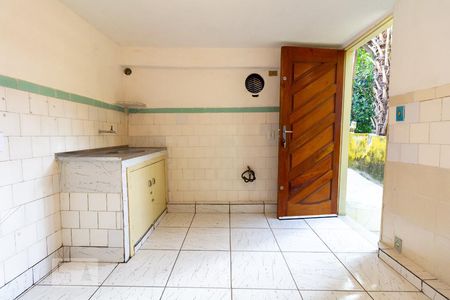 Cozinha de casa para alugar com 1 quarto, 40m² em Jardim Bonfiglioli, São Paulo