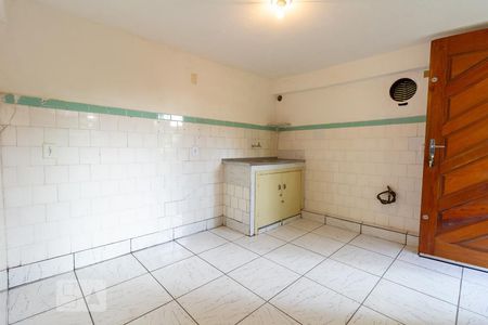 Cozinha de casa para alugar com 1 quarto, 40m² em Jardim Bonfiglioli, São Paulo