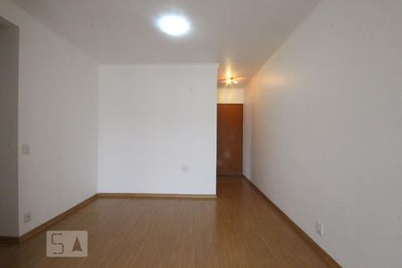 Sala de apartamento para alugar com 3 quartos, 69m² em Jardim Vazani, São Paulo