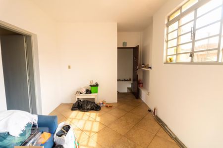 Sala de casa à venda com 3 quartos, 143m² em Vila Gustavo, São Paulo