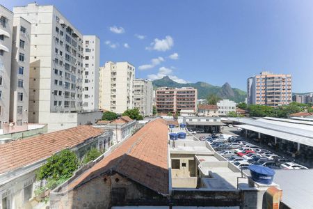 Vista Quarto de apartamento para alugar com 2 quartos, 47m² em Tijuca, Rio de Janeiro