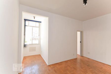 Sala de apartamento para alugar com 2 quartos, 47m² em Tijuca, Rio de Janeiro