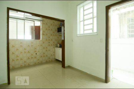 Cozinha de apartamento à venda com 3 quartos, 90m² em Azenha, Porto Alegre