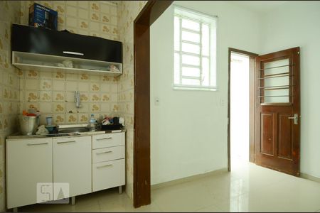 Cozinha de apartamento à venda com 3 quartos, 90m² em Azenha, Porto Alegre