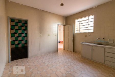 Cozinha de casa à venda com 3 quartos, 130m² em Jardim Palmira, Guarulhos