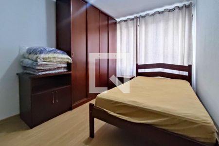 Quarto 1 de apartamento para alugar com 3 quartos, 75m² em São Francisco, Curitiba