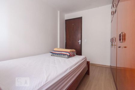 Quarto 1 de apartamento para alugar com 3 quartos, 75m² em São Francisco, Curitiba
