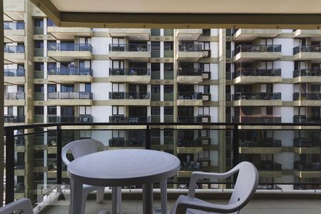 Varanda gourmet de apartamento para alugar com 1 quarto, 55m² em Barra da Tijuca, Rio de Janeiro
