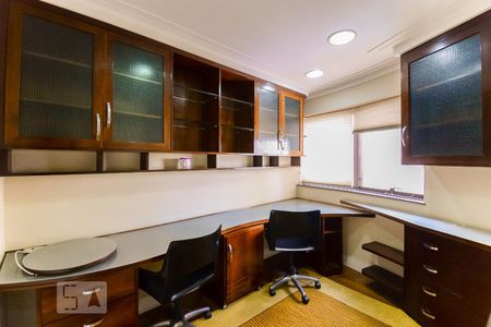 Quarto de apartamento à venda com 3 quartos, 170m² em Jardim Anália Franco, São Paulo