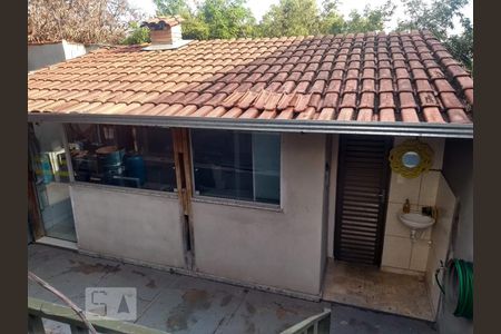 Casa à venda com 5 quartos, 200m² em Carlos Prates, Belo Horizonte