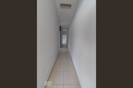 Corredor de casa para alugar com 2 quartos, 137m² em Chácara Santo Antônio (zona Leste), São Paulo