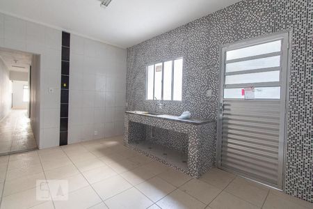 Cozinha de casa para alugar com 2 quartos, 137m² em Chácara Santo Antônio (zona Leste), São Paulo