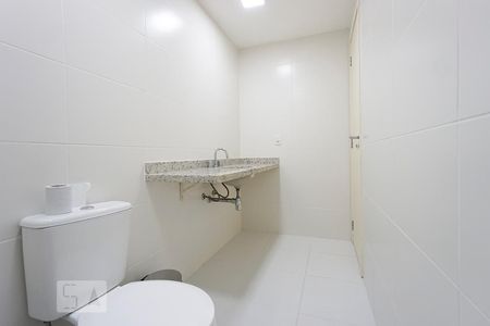 Banheiro de apartamento à venda com 1 quarto, 40m² em Brás, São Paulo