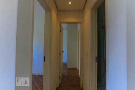 Corredor de apartamento para alugar com 2 quartos, 62m² em Saúde, São Paulo