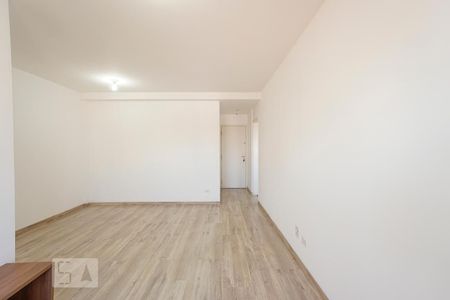 Sala de apartamento à venda com 2 quartos, 66m² em Vila Bertioga, São Paulo