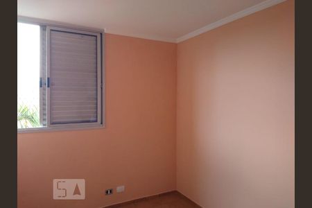 Quarto de apartamento para alugar com 2 quartos, 60m² em Taboão, Diadema